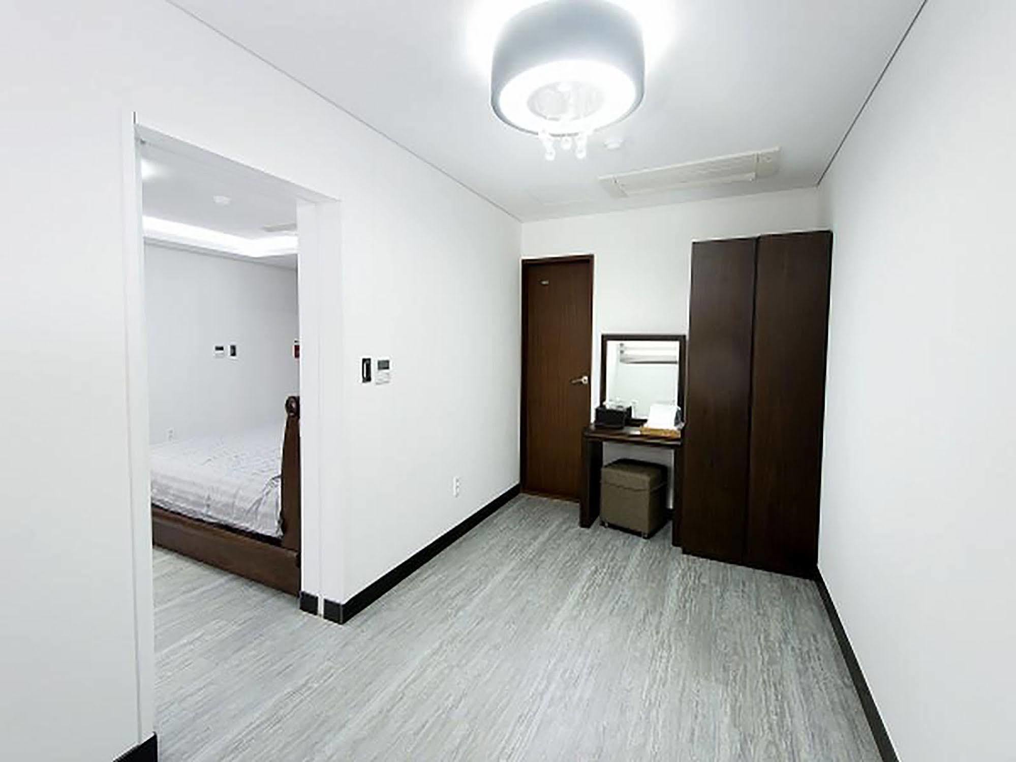 The Seri Resort Seogwipo Dış mekan fotoğraf